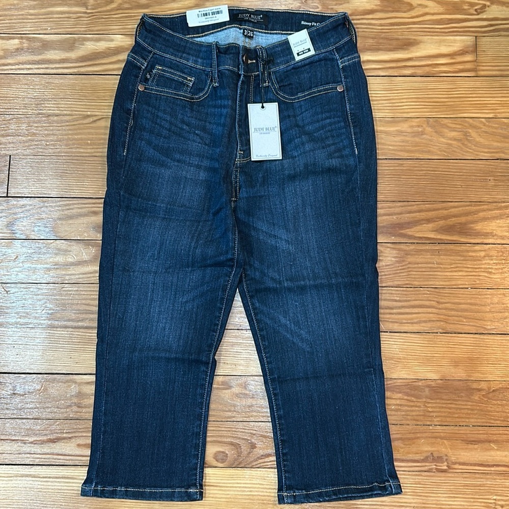 Judy blue mid rise skinny fit capri